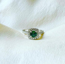 Charger l'image dans la galerie, Bague Sofia - Saphir vert