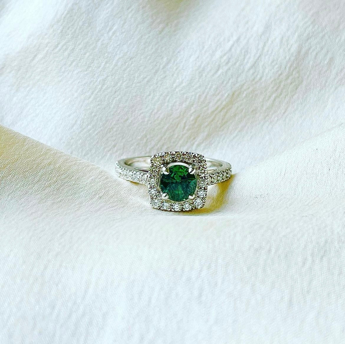 Sofia Ring - Green Sapphire